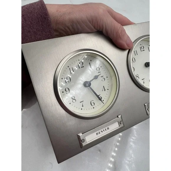 Pottery Barn Around the World 3-Zone World Time Clock Denver Paris Istanbul - Picture 6 of 11